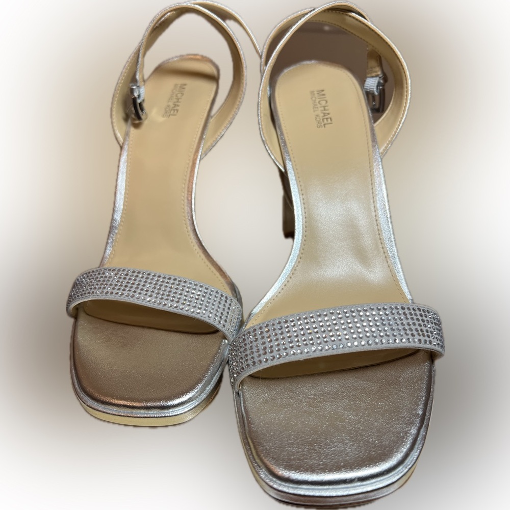 Michael Kors Ariana Silver Block Heel Sandals NWT Size 9.5 Metallic Studded